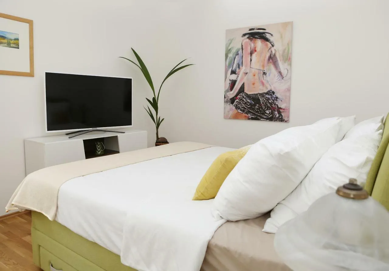 Апартаменты Apartman Nebo Пула