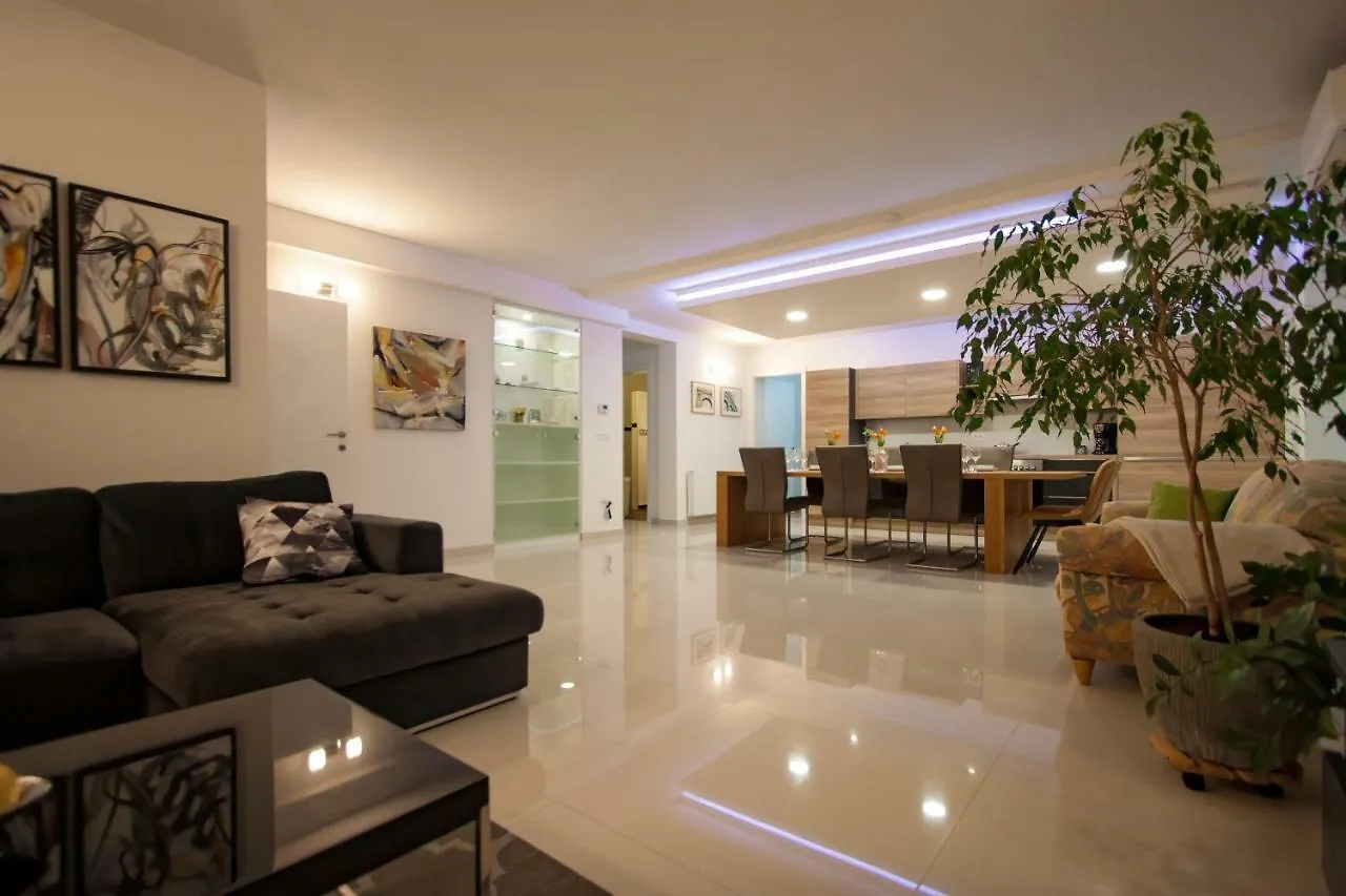 Apartman Nebo Пула